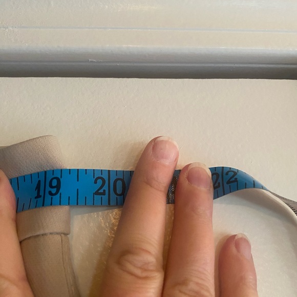 WHBM Khakis, size 16S - Picture 10 of 10